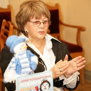 Алла Сурикова